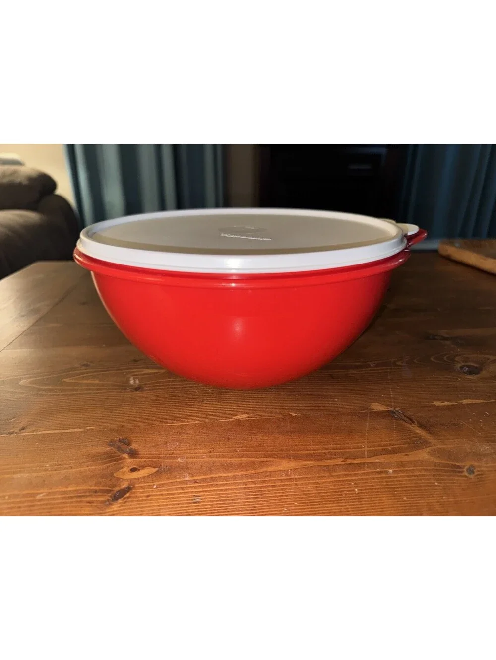 Tupperware Thatsa Mixing Serving Jr Bowl 12 Cup 2.75L Red w/ White Lid #2677